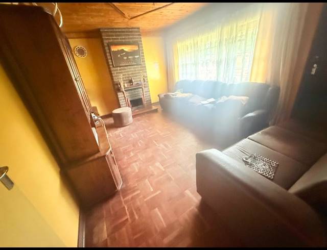 3 BEDROOM HOUSE FOR SALE IN VANDERBIJLPARK CW 5